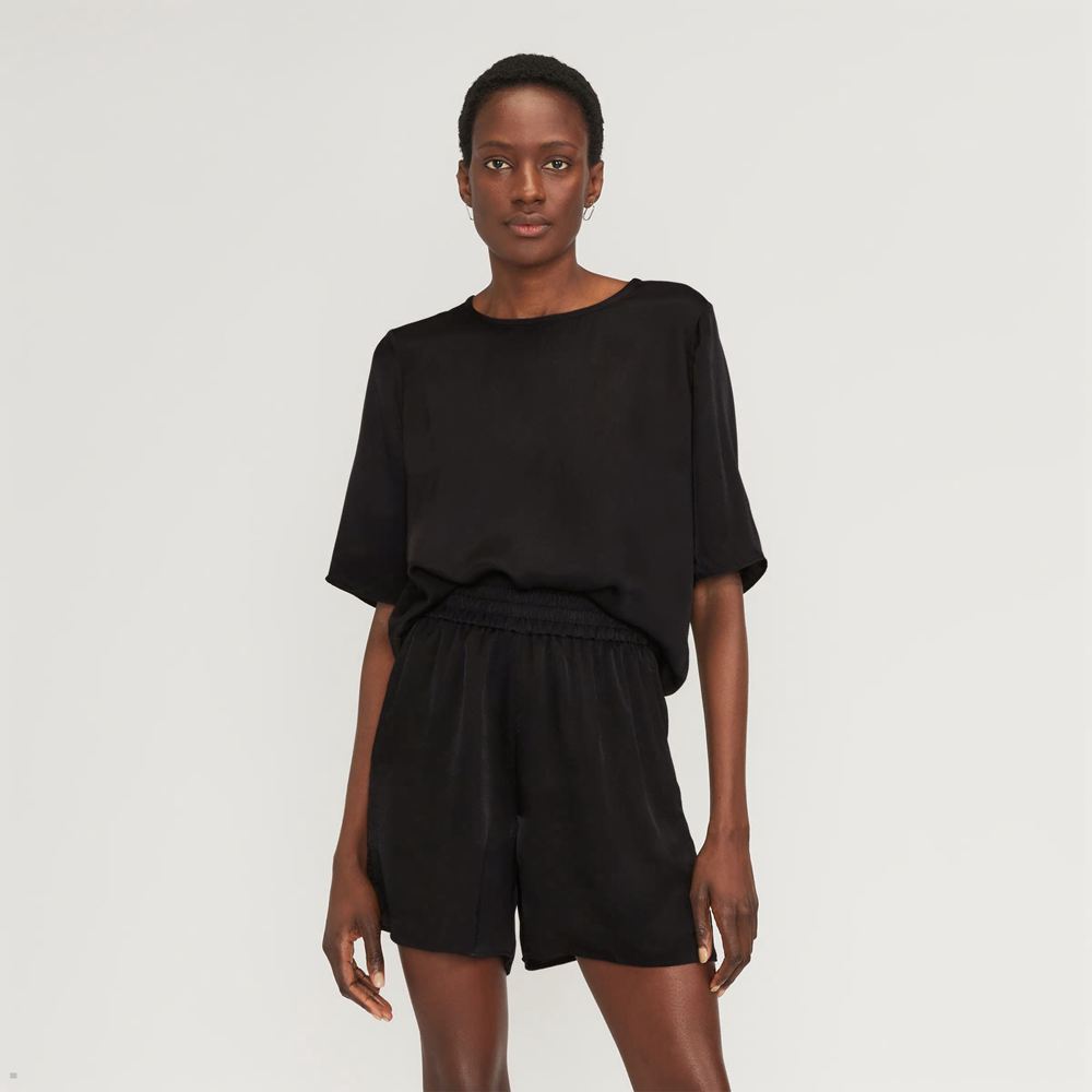 T Shirts Everlane The Satin Relaxed Noir Femme | JGJ-12711299